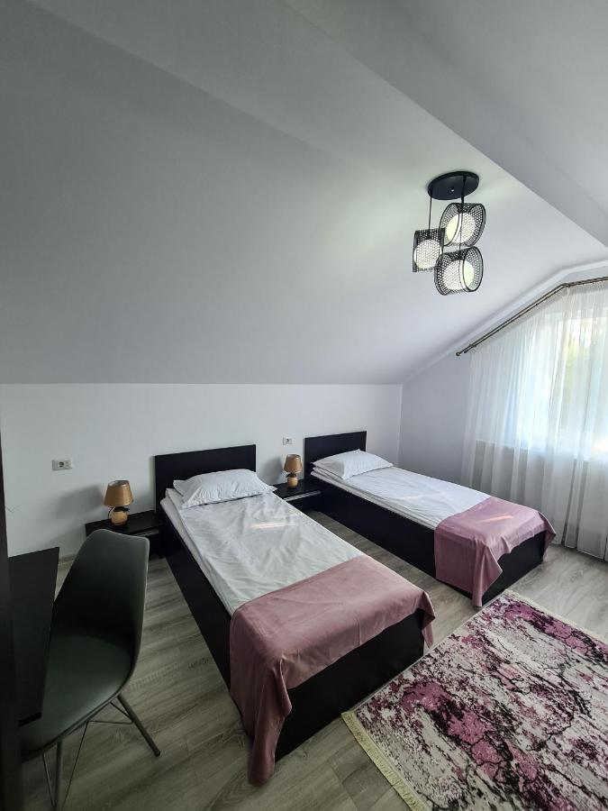 Pensiunea Lavanda, Piatra-Neamt Piatra Neamţ Exterior foto