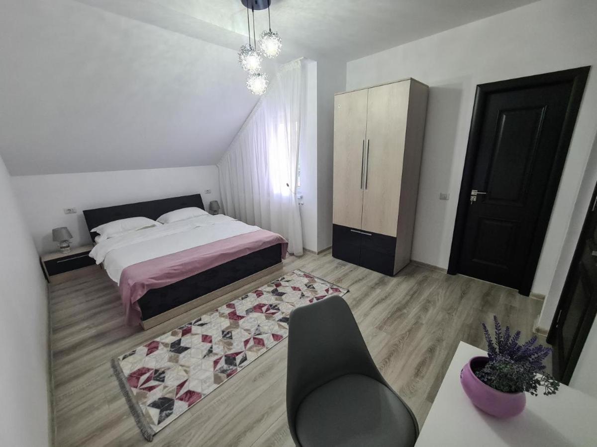 Pensiunea Lavanda, Piatra-Neamt Piatra Neamţ Exterior foto